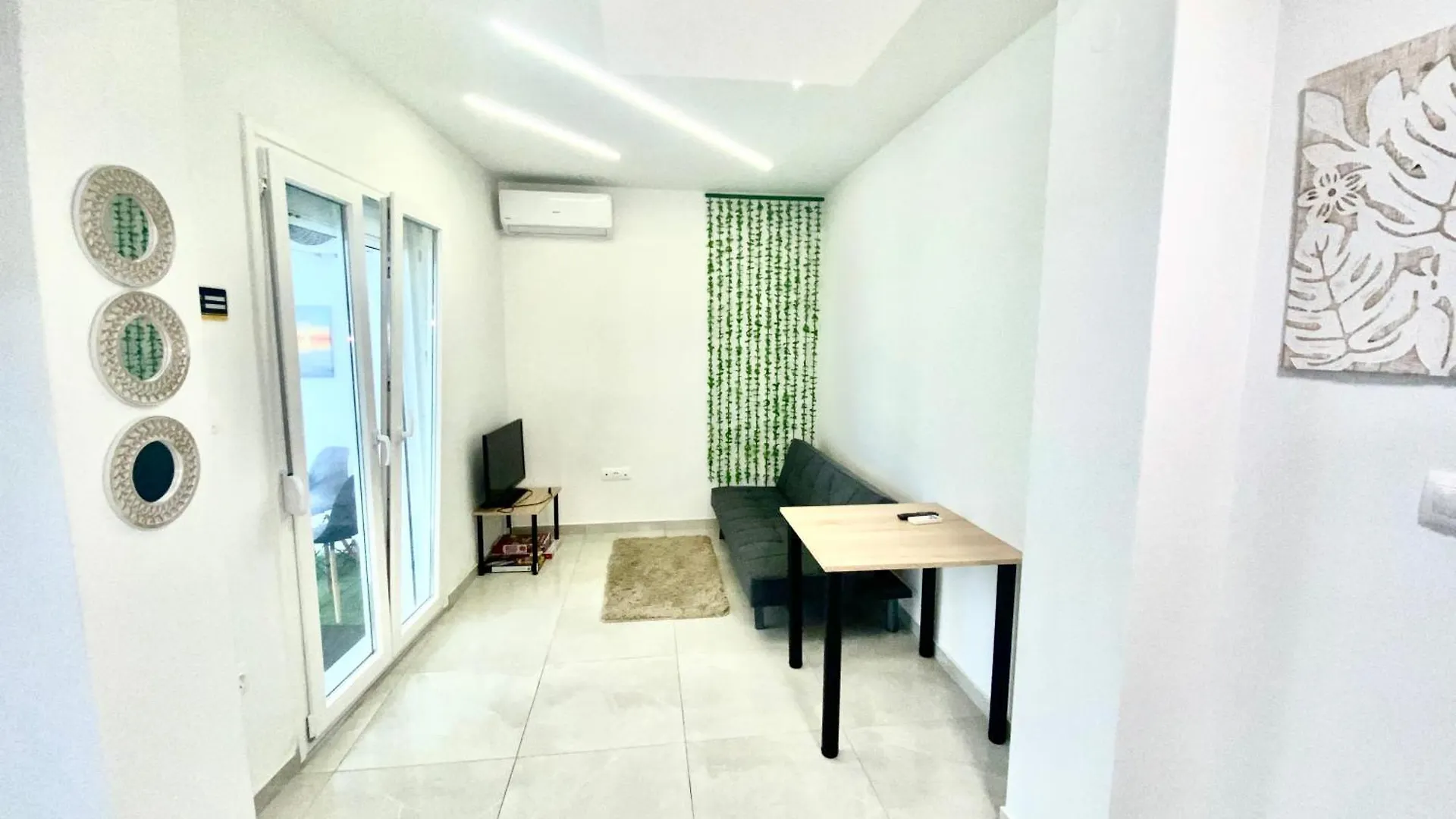 The Urban Nest Thessaloniki Appartement 0*,